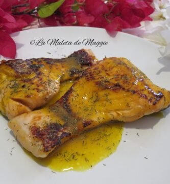 Salmón marinado con naranja y limón