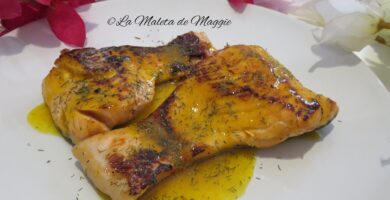 Salmón marinado con naranja y limón