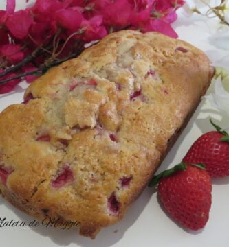 Plum cake de fresas