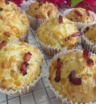 Muffins salados de bacon y queso