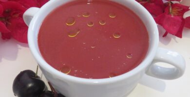 Sopa fría de cerezas